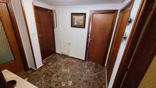 Rent Flat in Ensanche - Fuenfresca. Piso de 5 dormitorios