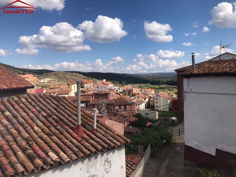 Foto 1d9d1735-e595-4d42-bbbb-c830dce9d701. Casa amb calefacció a Torres de Albarracín