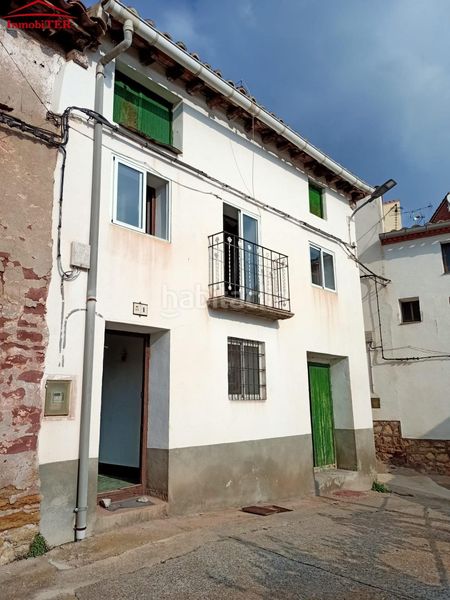 Foto 6df65061-bb46-42bd-bae2-0277b5338ede. Casa amb calefacció a Torres de Albarracín