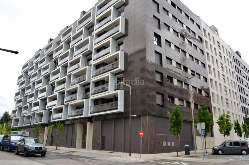 Foto 1ca94eed-7e3d-4ec4-9387-2a9f82f6e612. Lloguer local comercial a Lezkairu Pamplona / Iruña