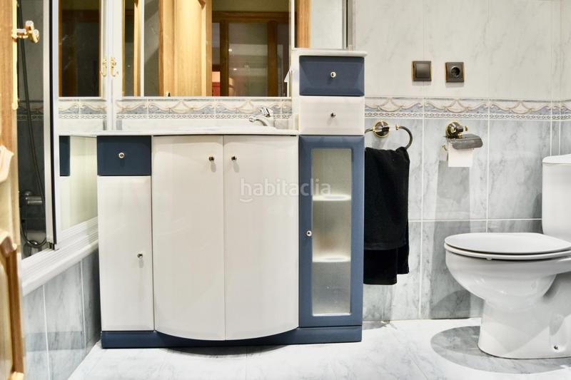 Foto 14f7d0fc-2292-420f-99fd-30ab0b92ee65. Flat with heating parking in Mendillorri Pamplona / Iruña