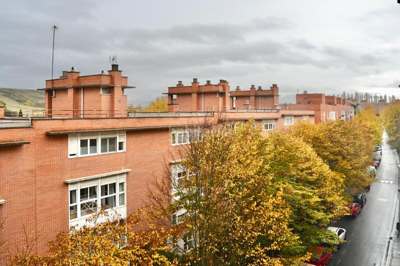 Foto 17a9d559-e150-4b04-b2f0-4fbe9c5d4bf5. Flat with heating parking in Mendillorri Pamplona / Iruña