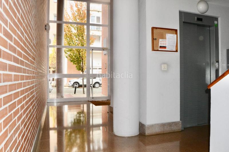 Foto 3cd3f8a4-9ee5-4ec2-b53b-22da5dfc910a. Flat with heating parking in Mendillorri Pamplona / Iruña