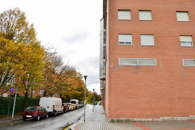 Foto 6c8712a9-1534-4de0-8830-5d69d8031a47. Flat with heating parking in Mendillorri Pamplona / Iruña