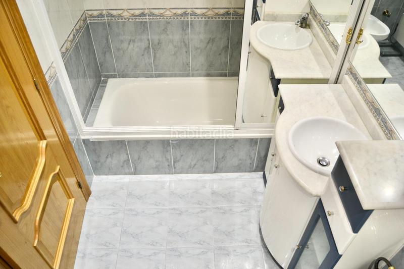 Foto eb10ae86-2384-44b0-b15d-bc29b917f384. Flat with heating parking in Mendillorri Pamplona / Iruña