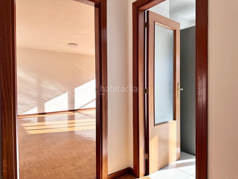Foto 1fa09f37-6fe3-45e4-a629-fbab30b01289. Pis amb calefacció aparcament a Ansoáin