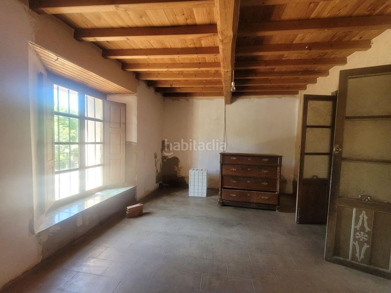 Foto 3e6a9101-f148-444d-8701-15ad9fc8b7c7. Casa amb aparcament a Frades de la Sierra