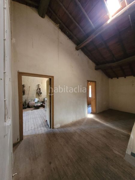 Foto 70ccb815-d544-4a2b-80ae-fda9ebe587ae. Casa amb aparcament a Frades de la Sierra
