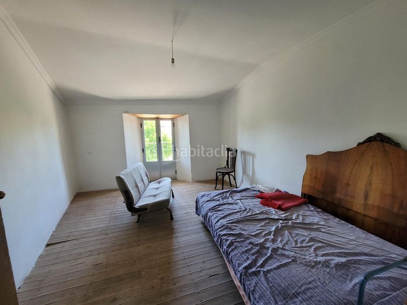 Foto fa07c566-3e80-4952-b5f5-1433d4b2376d. Casa amb aparcament a Frades de la Sierra