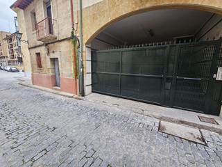 Lloguer Aparcament cotxe  Calle cervantes. Plaza de garaje en alquiler junto al la purisima , en calle cerv