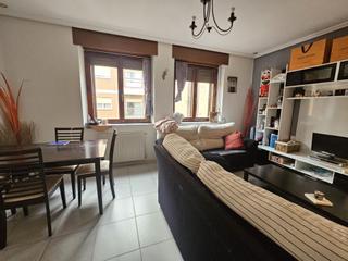 Appartement à Carmelitas. Junto avenida de italia, 2 dormitorios, ultima planta