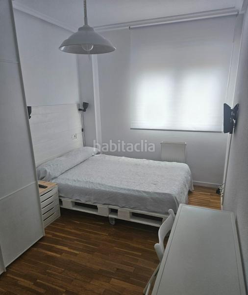 Foto 697ea2c5-5d27-4b36-bd02-f7d2a17e7b00. Rent flat with heating in Pizarrales Salamanca