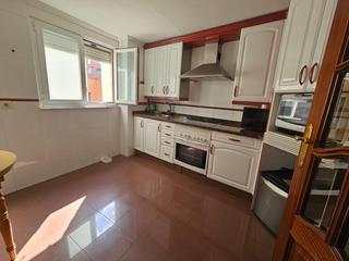 Etagenwohnung en Estación. Junto alamedilla principio del paseo de la estación, muy luminos Etagenwohnung en Estación. Junto alamedilla principio del paseo de la estación, muy luminos