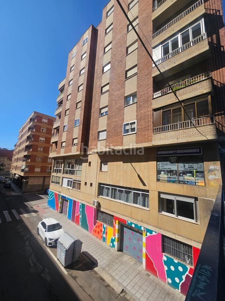 Foto 3d8249c0-0905-48cd-b6c8-75e73aaec311. Estudi a Carmelitas Salamanca