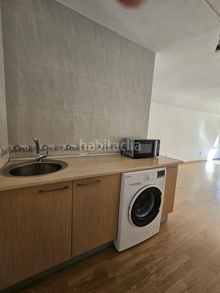 Foto b4aaa724-f731-4b11-8b49-4b12c8641dba. Estudi a Carmelitas Salamanca