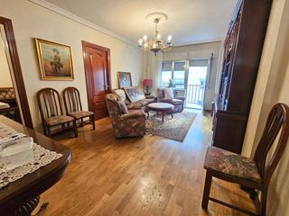 Appartement en Garrido Norte. Venta de piso de 3 dormitorios en buen estado junto a calle acac