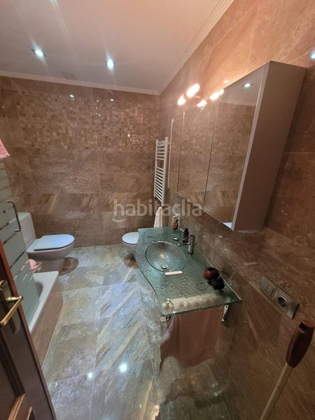 Foto b8980e86-687f-4beb-a334-53b3684d6a6f. Casa adossada amb calefacció aparcament piscina a Santa Marta de Tormes