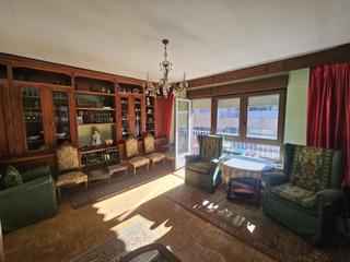 Etagenwohnung in Calle FERNANDO DE LA PEÑA