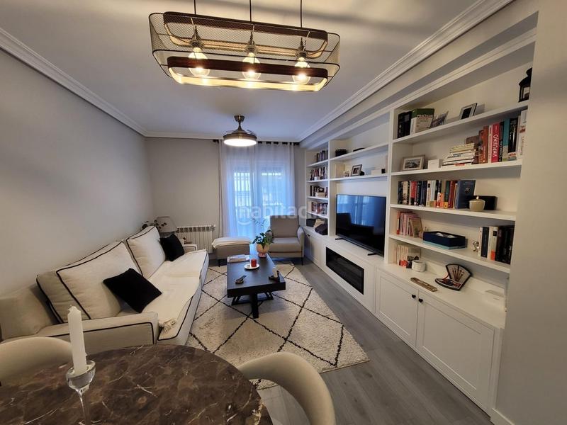 Foto 807fec4a-c1a1-4135-a121-8114af136d92. Pis amb calefacció aparcament a Universidad - Tenerías Salamanca