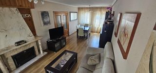 Casa adossada a Villares de la Reina. Chalet adosado en venta en aldeaseca