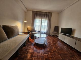 Miete Appartement in Carmelitas. Apartamento 1 dormitorio alquiler junto puerta de zamora