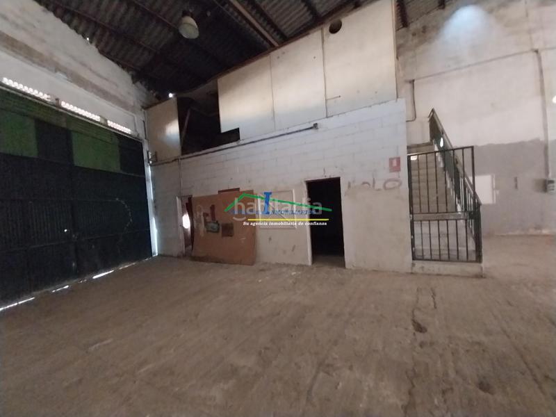 Foto 41849408-a96c-4a60-a182-d4d40a8529f9. Alquiler nave industrial nave en Este Mérida