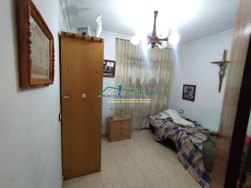 Foto 000a5003-f4a8-4a39-bd5f-2e80b96ad8fb. Casa amb aparcament piscina a Centro Mérida