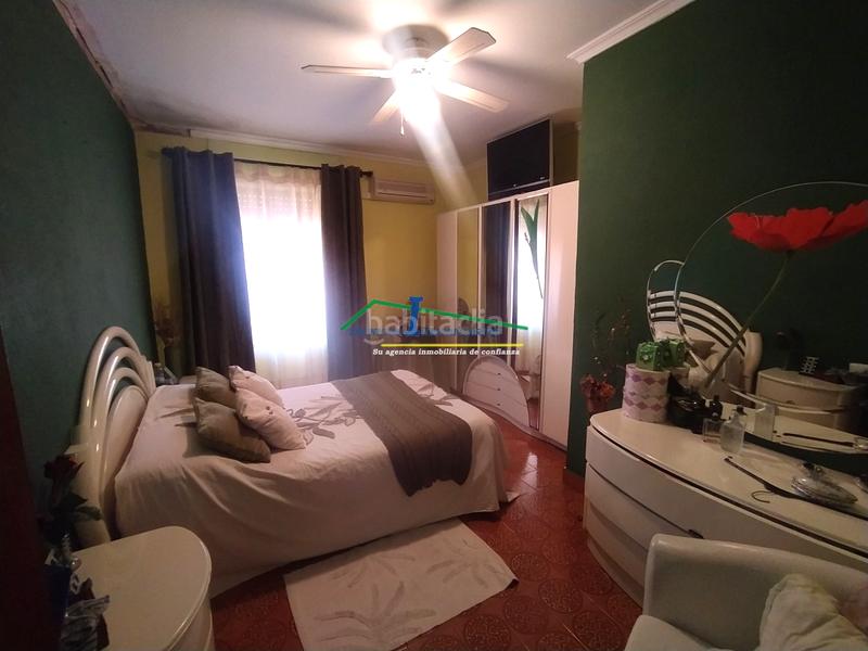 Foto 400390a5-5832-4b56-8302-dce9a0ea8eb2. Casa amb aparcament piscina a Centro Mérida