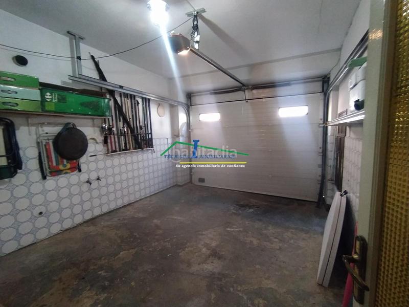 Foto 608bb91d-c5ee-43ed-a27b-fb530356a82c. Casa amb aparcament piscina a Centro Mérida