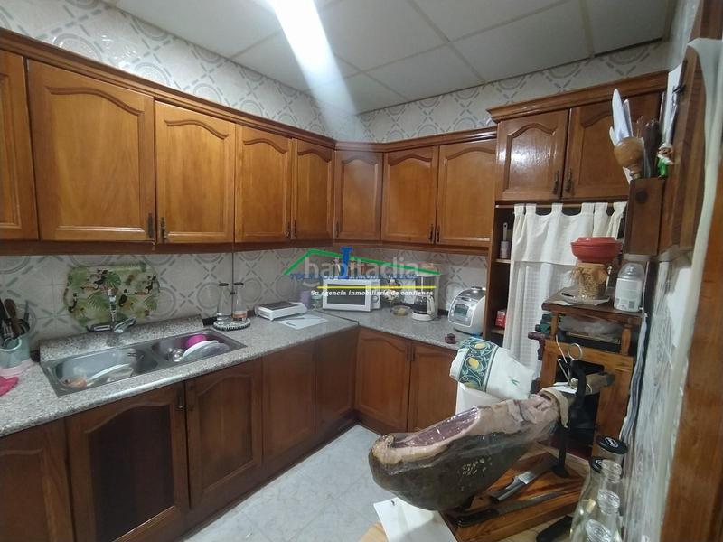 Foto b86a475e-5ec9-4981-b31f-f1fdabe167c1. Casa amb aparcament piscina a Centro Mérida