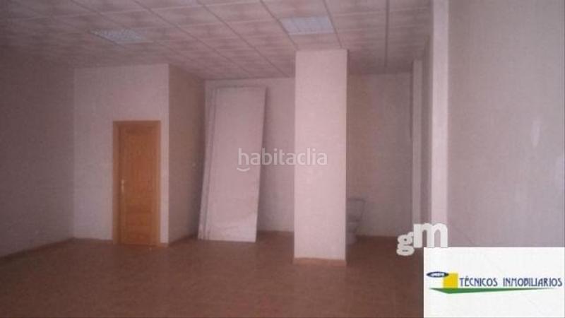Foto 0856c1b1-c3fc-46d6-b671-1a42803def83. Lloguer local comercial a Este Mérida