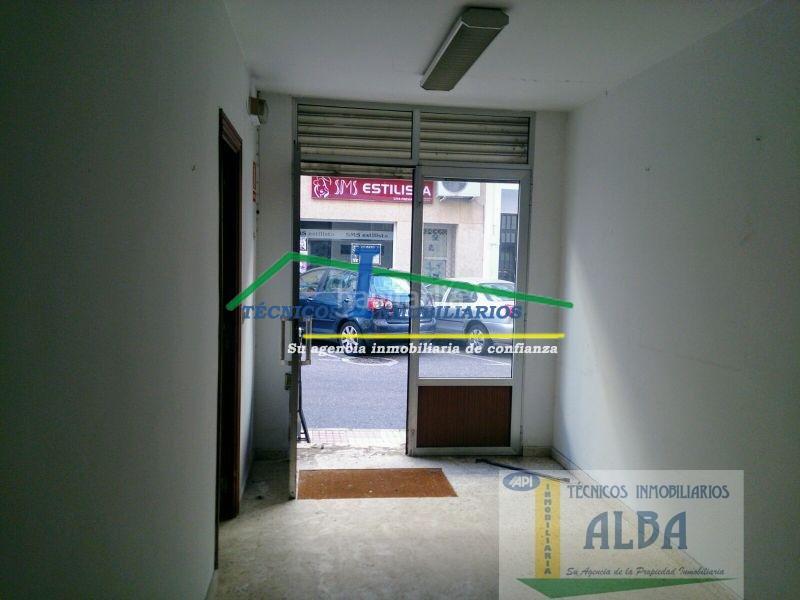 Foto 861ece75-6c00-4bb8-841d-1baeec38a5da. Local comercial a Este Mérida