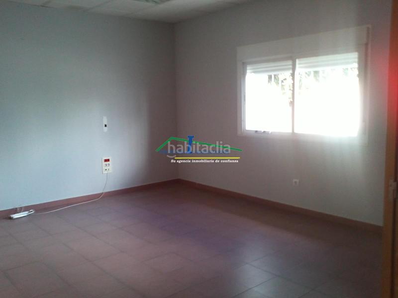 Foto 7845e50e-3ff0-4b36-842a-4c31907401c7. Lloguer local comercial a Centro Mérida