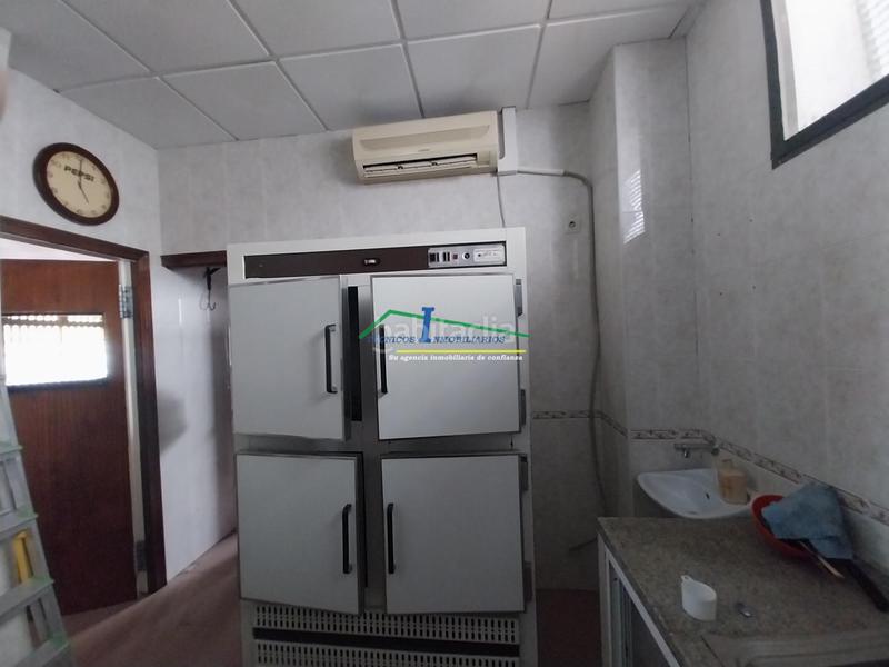 Foto cb3ff313-ea2e-4593-a3fe-55ddbcc4e0c8. Local comercial a Oeste Mérida