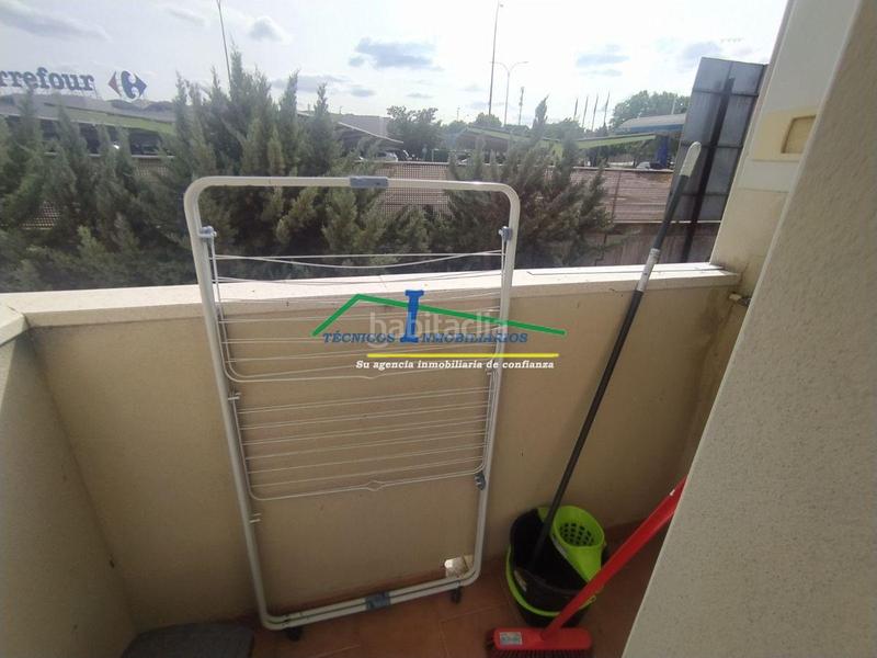 Foto 16d2362e-4583-41df-973b-7dd9fe575927. Rent duplex with heating parking in Oeste Mérida