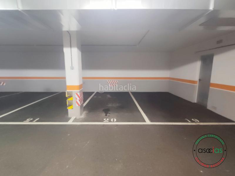 Foto 96cc295c-e241-4c6b-8c1c-a6ffe86794ee. Autoparkplatz in Gijón - cl jose maria martinez 3 in Gijón