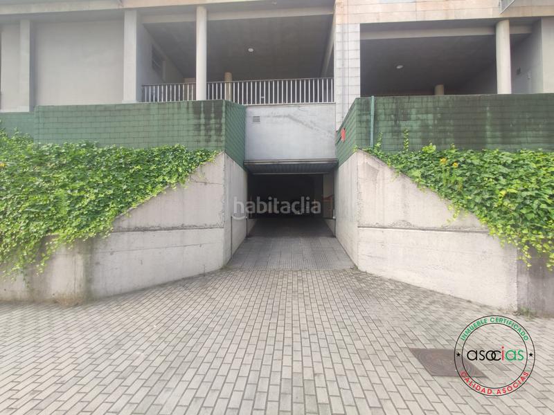 Foto c7a937b5-3da1-4f18-af6a-987c0c0e19d7. Autoparkplatz in Gijón - cl jose maria martinez 3 in Gijón