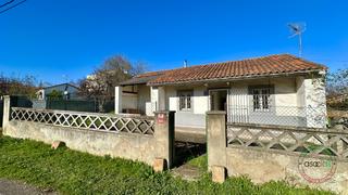 Haus in Gijón - cm nozaleda a valles-roces 275. Casa para reformar y finca en roces.