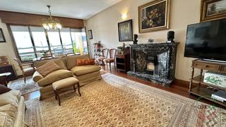 Piso en Oviedo - luis fernández vega sanz 4. Pisazo en el corazón de oviedo, con terraza y dos plazas de gara