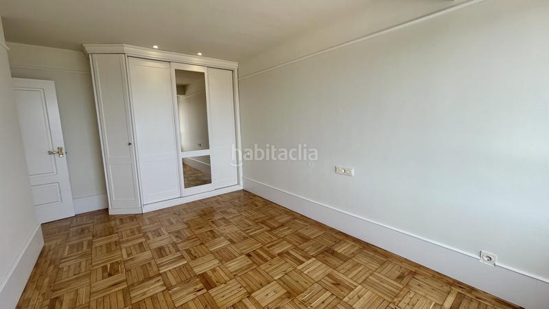 Foto 093b33d9-74cf-4242-8300-a6458969d69a. Rent flat with heating parking in La Arena Gijón