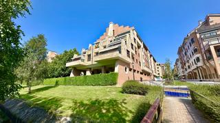 Affitto Appartamento  Gijón - cl concejo de caravia 2. Exclusiva vivienda en viesques , impecable con garaje y trastero