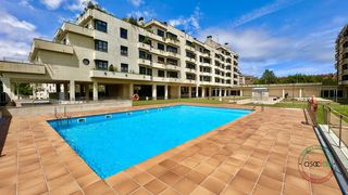 Piso en Gijón - cl concejo de onis 3. Piso en viesques de 4 dormitorios, piscina y dos plazas de garaj