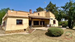 Casa a Santa cristina de la polvorosa - los arrotos. Cortijo con encanto al lado de benavente.
