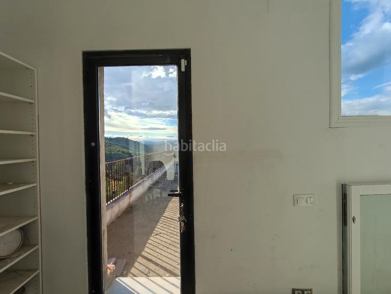 Foto 10efdc2c-2c56-4ce1-a862-a33bc51283e1. Maison avec parking dans Subirats