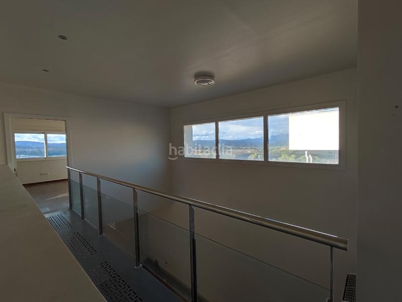 Foto 1c7b2ab0-cc12-4873-86df-2801f7e7bed4. Maison avec parking dans Subirats