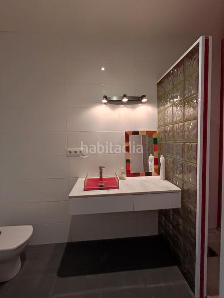 Foto 3ec9601d-0592-49e6-8519-b841a6d0bb8f. Maison avec parking dans Subirats