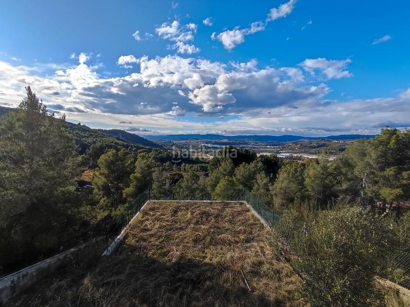 Foto ae06bc7f-5800-4b96-aa5e-5e17d9fda2a6. Maison avec parking dans Subirats