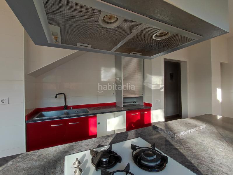 Foto fc6fea25-990e-454d-be7e-fbdc8d492def. Maison avec parking dans Subirats