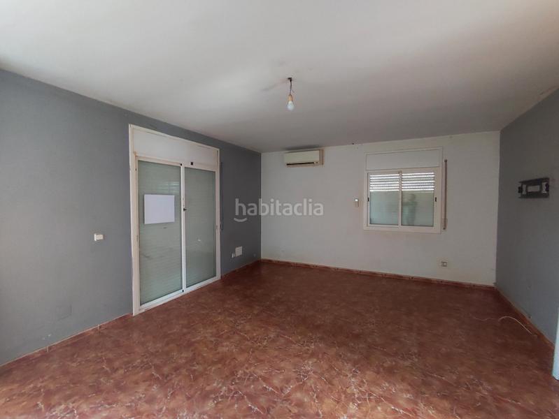 Foto 9775766e-a3fd-4cbf-9115-457a33cdf34b. Doppelhaus mit parking in Puigdàlber