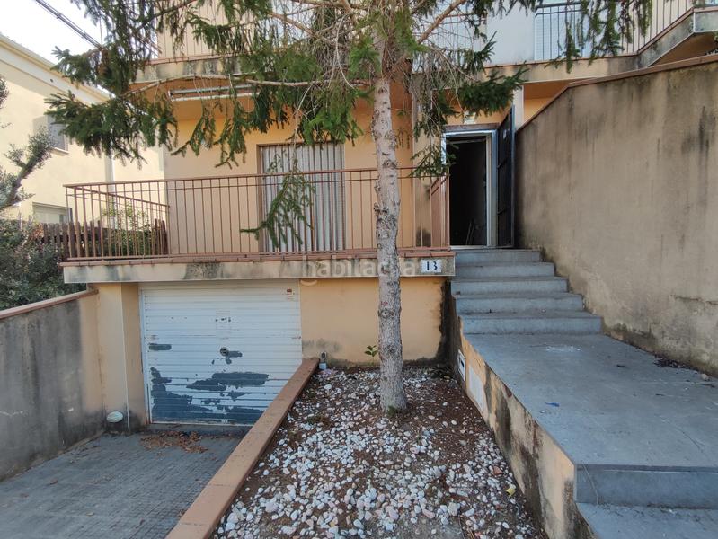 Foto a26d9cac-1e1a-4570-9537-c4e092fb50d3. Doppelhaus mit parking in Puigdàlber